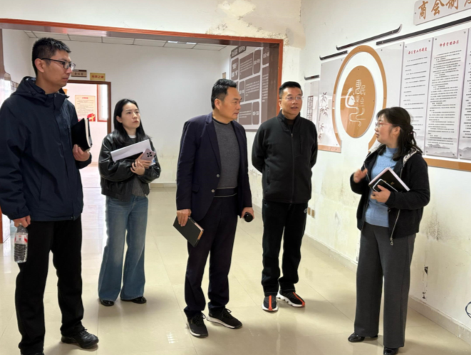 3月6日 区工商联杨昌菊主席到惠民商会调研指导商会换届、清廉商会建设等相关工作.png